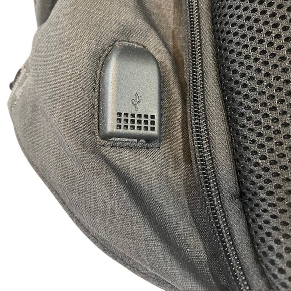 Mark Ryden 5815B Water Resistant Laptop Tech Backpack. - Picture 6 of 15